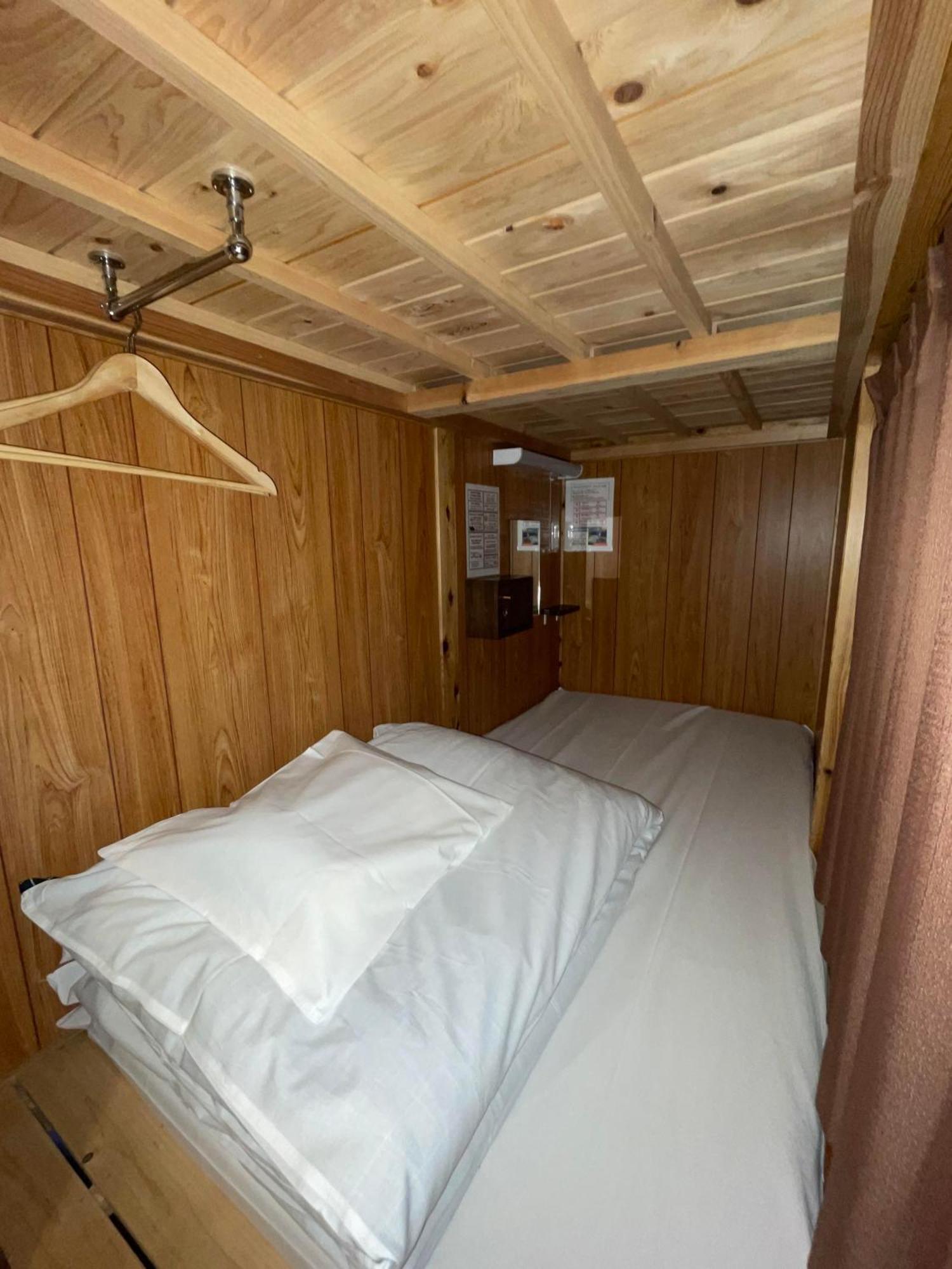 Jam Hostel Hakata Station Front Фукуока Екстериор снимка